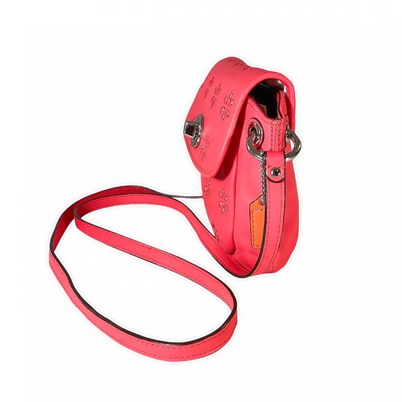 π2xHPπCOACH Pink Leather Eyelet Mini Crossbodyπ - Picture 3 of 8